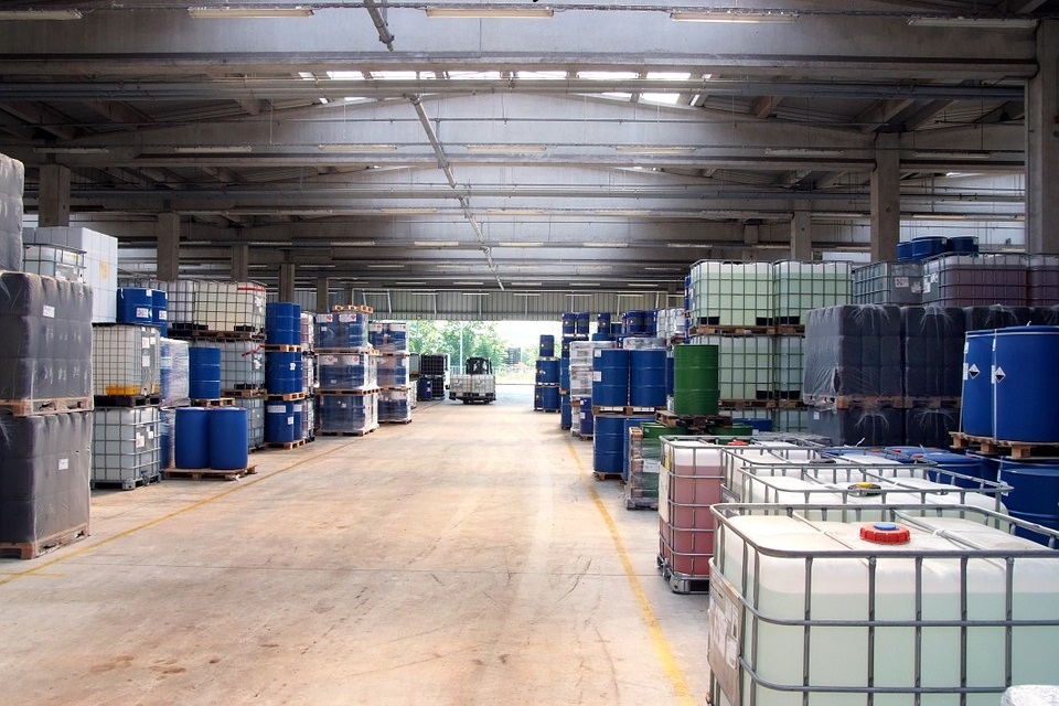 Understanding The Integral Role Of Chemical Wholesalers In Global Supply Chains